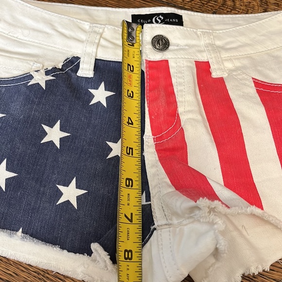 Vintage Y2K Low Rise White  Shorts With USA Stars and Stripes - Picture 7 of 7